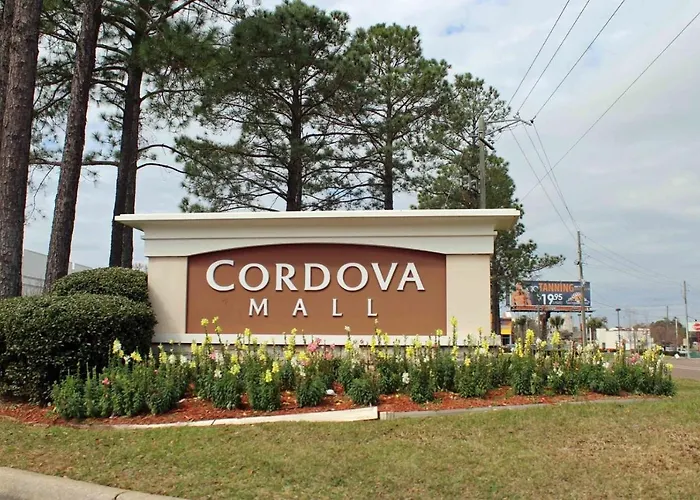 Cozy Comfortable & Convenient Pensacola